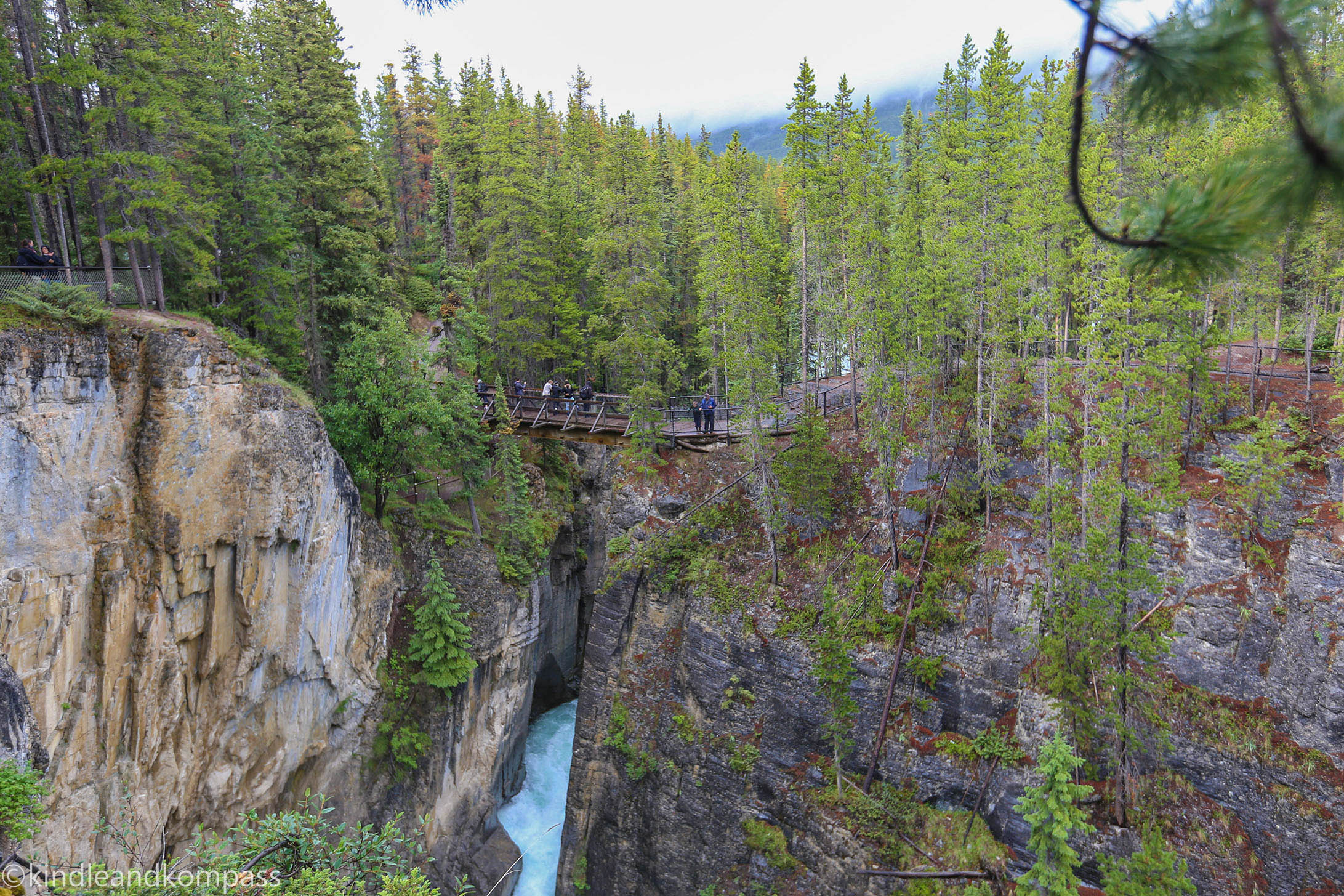 Sunwapta falls, Icefield parkway, Banff Tourism, Canadian Rockies